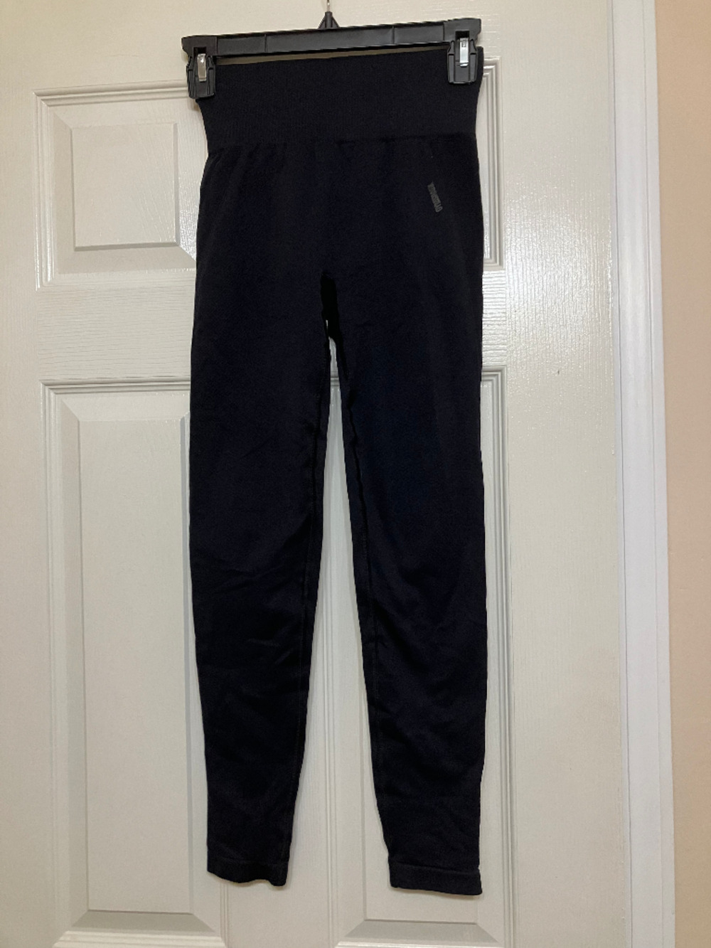 Gymshark Black Women's Leggings Logo  Solid Pattern Regular